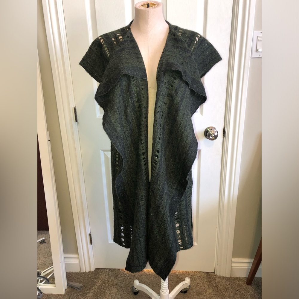 Elegant Green Women's Sweater Vest - Armstrong Fox - made in Canada